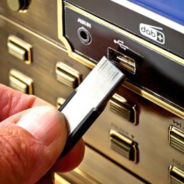 Gramofon 3 PAGEN USB BT DAB