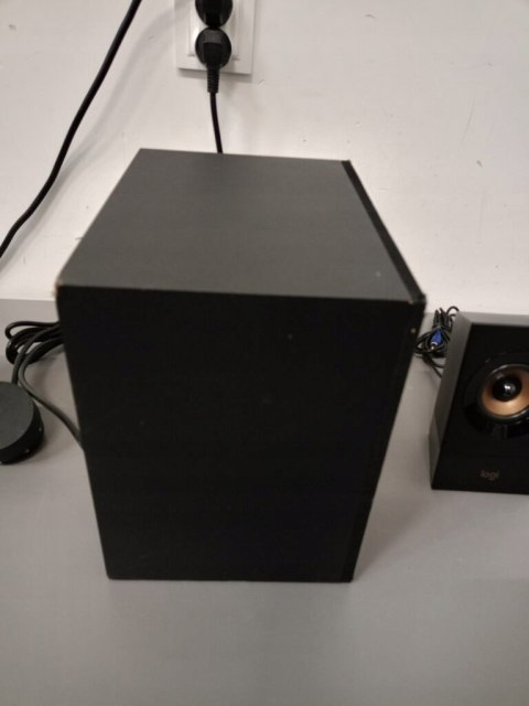 Zestaw głośników 2.1 Logitech Z533 120W