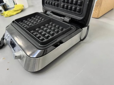 Gofrownica Iron Waffle 5010 1600W wyświetlacz 5 różnych programów