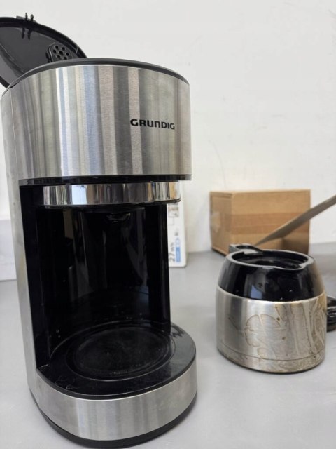 Grundig KM5620T ekspres do kawy z dzbankiem z Termosem INOX 1000W 1L 8 Fil.