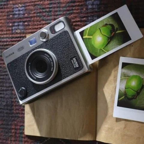 Aparat natychmiastowy Fujifilm Instax Mini Evo czarny