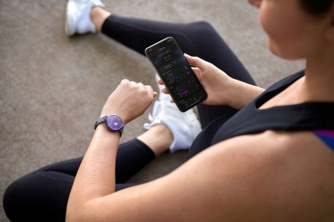Smartwatch Garmin Lily brązowy