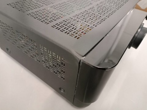 Amplituner Yamaha RX-V6A 7.2 czarny