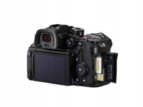 Aparat fotograficzny Panasonic Lumix DC-GH6 Body