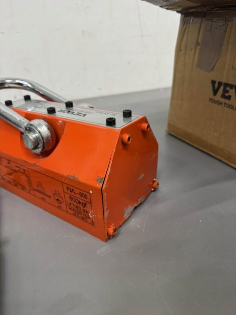 Podnośnik magnetyczny Vevor 600kg