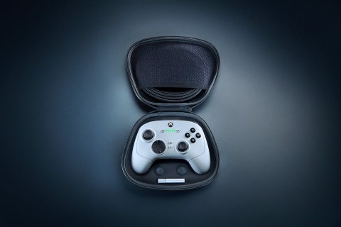 Pad Razer Wolverine V3 Pro do PC Xbox bezprzewodowy