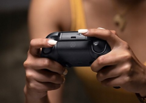 Pad bezprzewodowy scuf Instinct Pro Steel