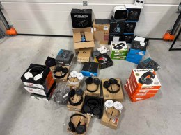 Zestaw uszkodzonych słuchawek i inne do naprawy lub na części pakiet 48SZT!