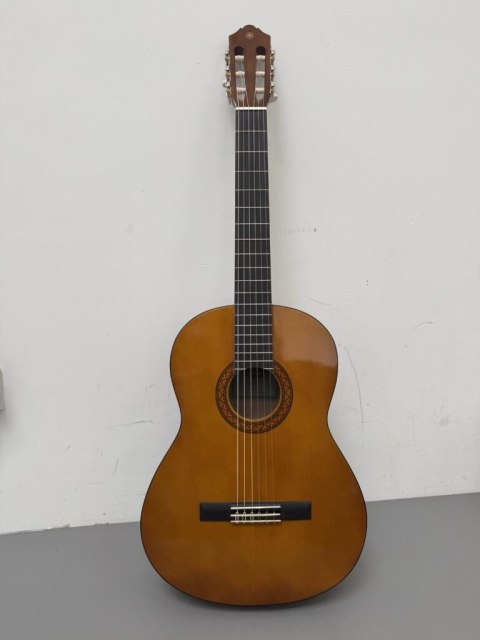 Gitara klasyczna Yamaha Flamenco Praworęczna