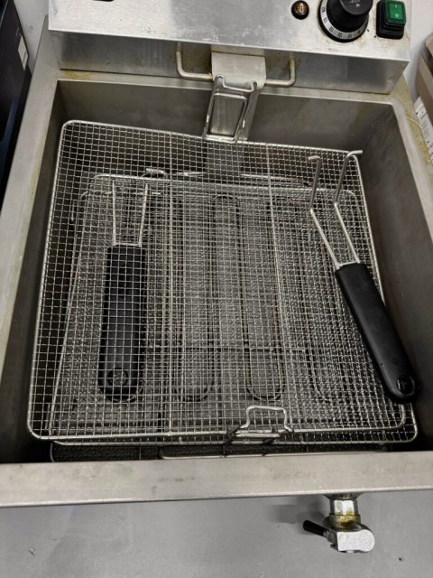 Urządzenie do smażenia pączków Hendi 205914 3500 W