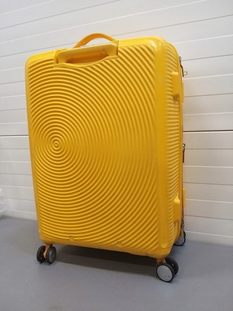 Walizka twarda średnia polipropylen American Tourister Soundbox 71 l
