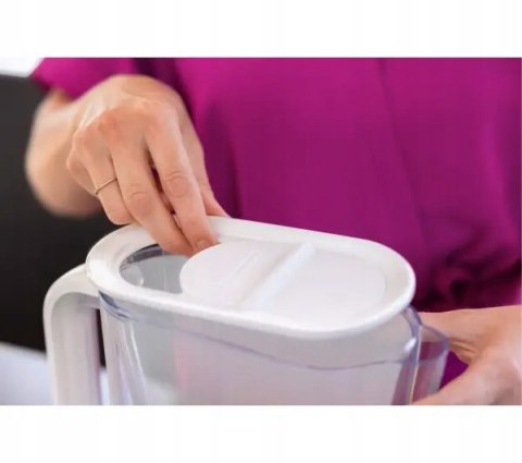 Dzbanek filtrujący wodę Karcher WFP 12 2,4L 2wkłady 1.024-771.0 Biały