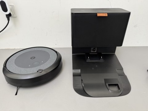 Robot sprzątający iRobot Roomba Combo i5+ Mopowanie Stacja oczyszczająca