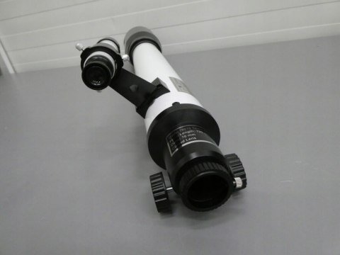 Teleskop F70070EQ 700 mm