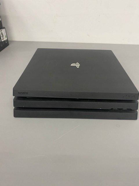 Konsola Sony PlayStation 4 pro