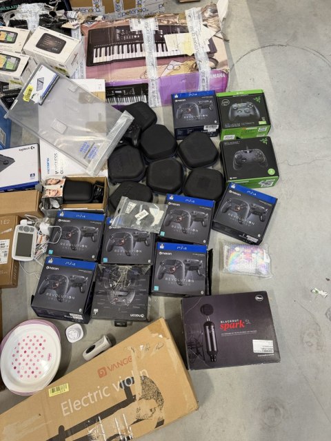 Pakiet uszkodzonej elektroniki audio gaming rtv - paleta zwrotów do naprawy