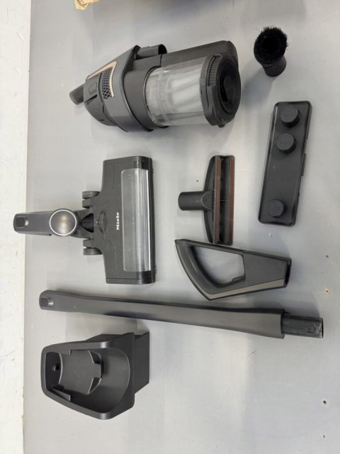 Odkurzacz pionowy Miele Triflex HX1 Pro srebrny/szary