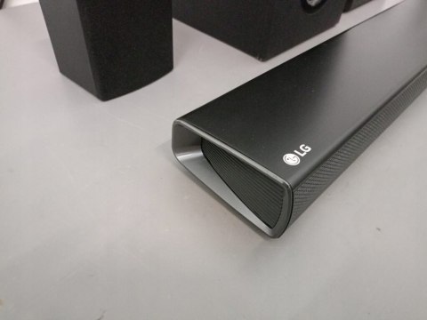 SOUNDBAR LG SQC4R 4.1 220W