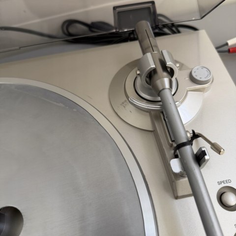 Gramofon Denon DP-300F srebrny