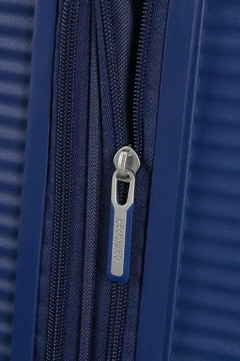 Walizka kabinowa American Tourister Soundbox Spinner 55/20 - Midnight Navy