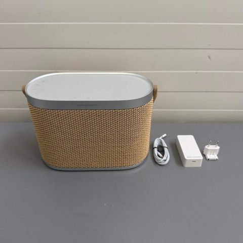 Głośnik przenośny Bang & Olufsen Beosound A5 nordic wave srebrny 70 W