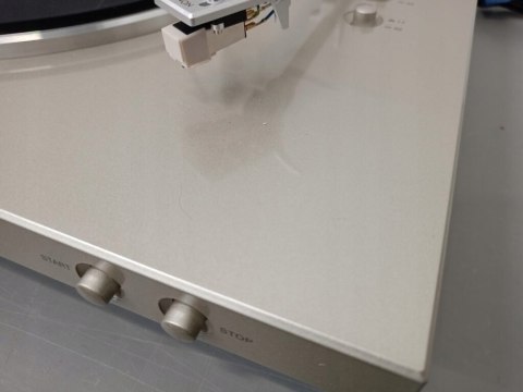 Gramofon Denon DP-300F srebrny