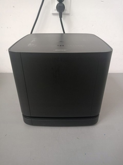 Subwoofer aktywny Bose Bass Module 500 czarny 1200 W