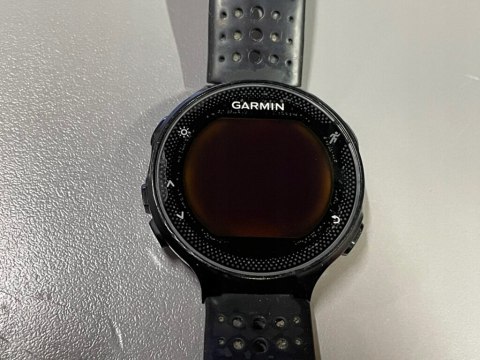 Smartwatch Garmin Forerunner 235 czarny