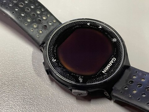 Smartwatch Garmin Forerunner 235 czarny