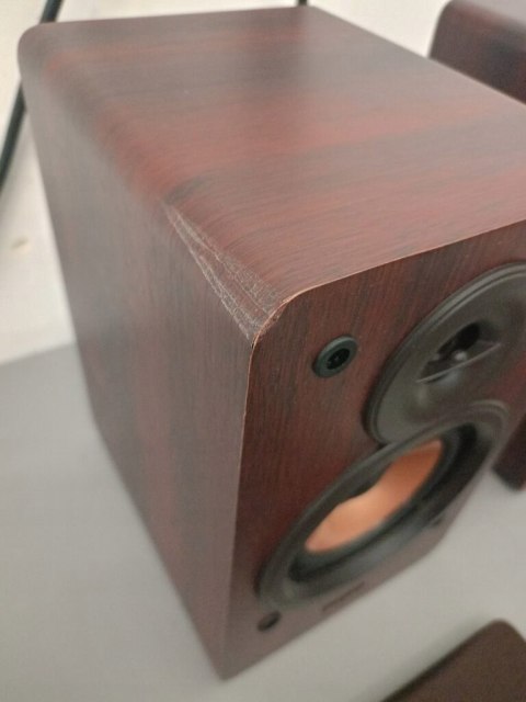 Kolumny półkowe aktywne Sharp CP-SS30 60W Bluetooth USB AUX brązowe