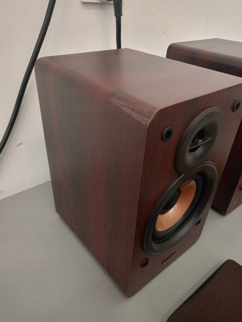 Kolumny półkowe aktywne Sharp CP-SS30 60W Bluetooth USB AUX brązowe