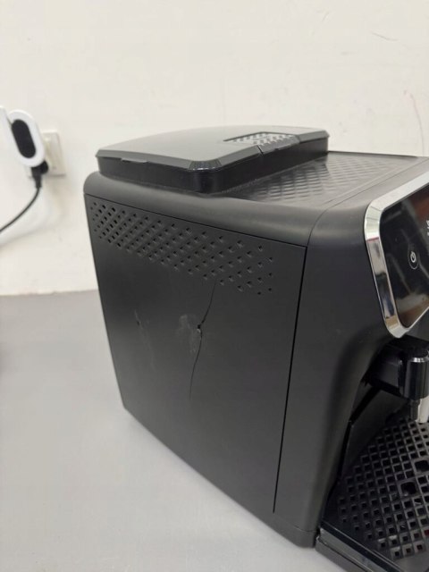 Philips Series 2200 EP2220/10 Automatyczny ekspres ciśnieniowy 1500W czarny