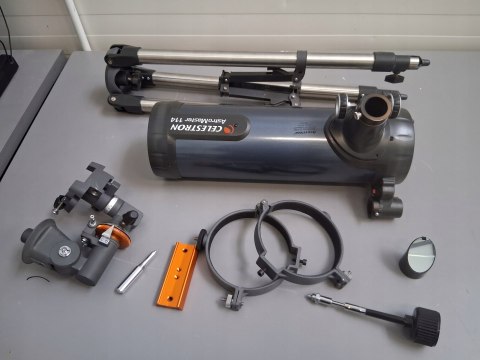Teleskop Celestron AstroMaster 114EQ 1000 mm