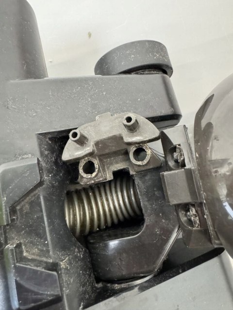 Eureka NEW400 odkurzacz mop bezprzewodowy 2w1 do podłóg i sierści zwierząt