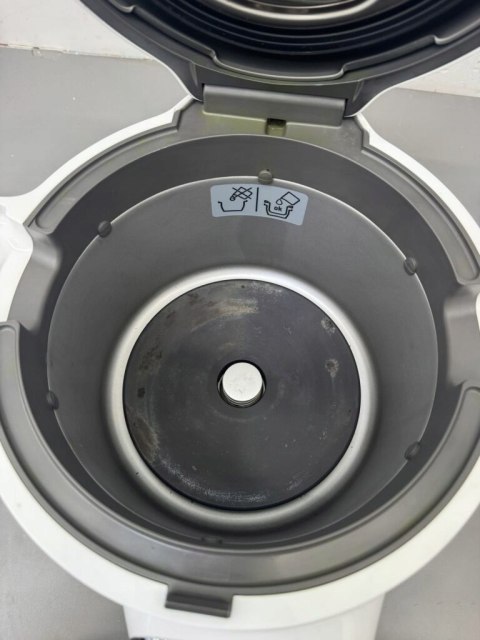 Moulinex Cookeo Inteligentny multicooker brak jezyka polskiego/angielskiego