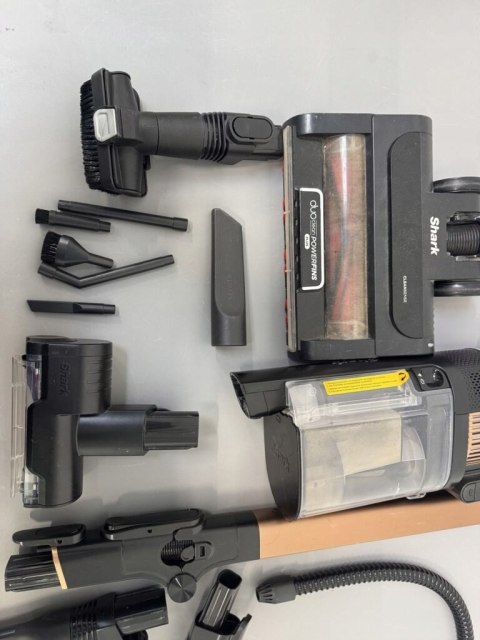 Odkurzacz pionowy Shark Stratos IZ400EUTBK czarny 309W 0,7L zmywalny filtr