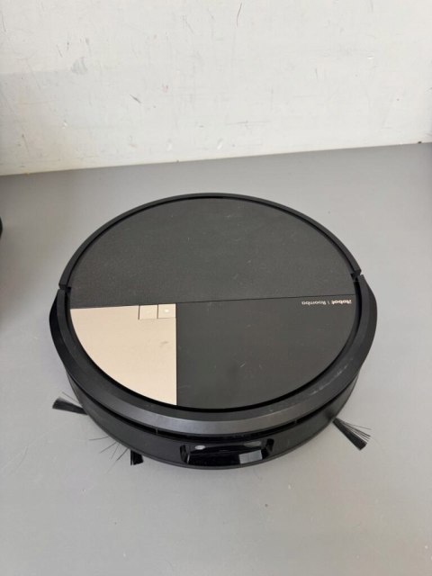 IRobot Roomba Max 706 Combo robot odkurzający + stacja dokująca AutoWash