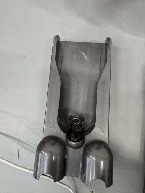 Odkurzacz pionowy Dyson V10 Motorhead czerwony