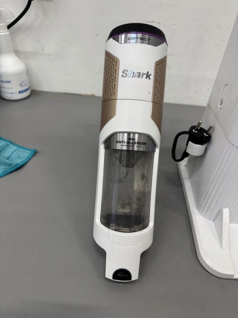 Odkurzacz pionowy Shark Detect Clean & Empty IW3612EUT biały