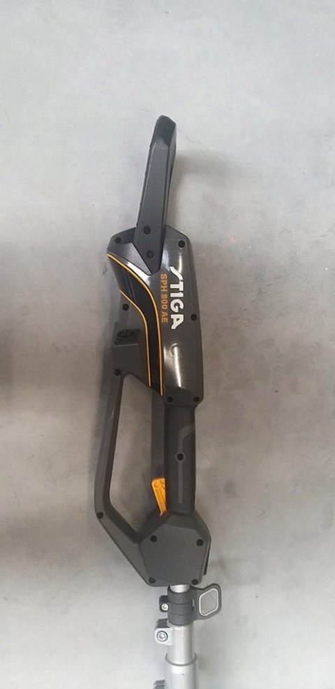 Sekator akumulator z wysięgnikiem STIGA SPH 900 AE BODY