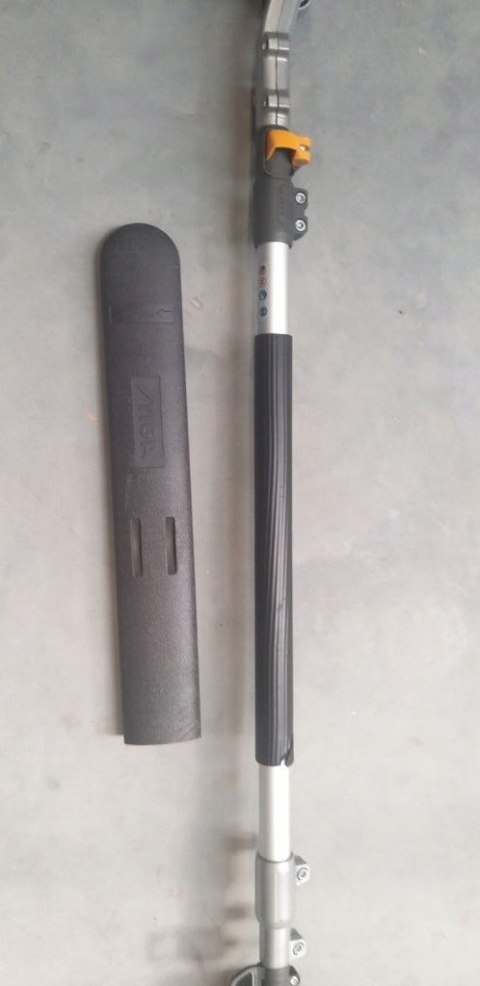Sekator akumulator z wysięgnikiem STIGA SPH 900 AE BODY