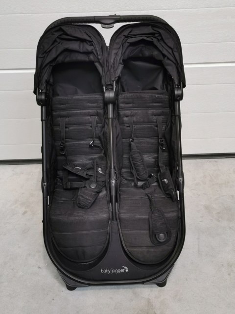 Baby Jogger City Tour 2 podwójny wózek Pitch Black