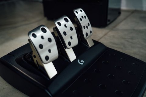 Kierownica Logitech G923 Trueforce +pedały + Biegi Shifter Xbox One X S