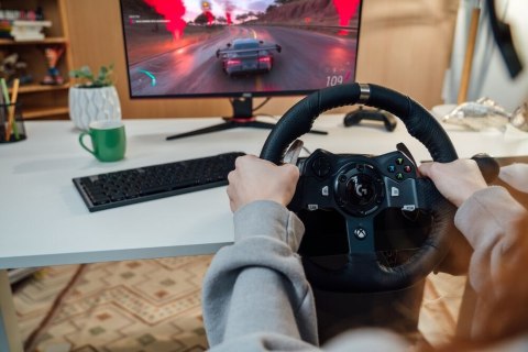 Kierownica Logitech G923 Trueforce +pedały + Biegi Shifter Xbox One X S