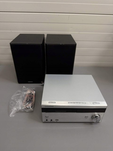 Wieża stereo Grundig CMS 4000 BT DAB+