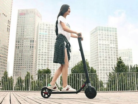 Hulajnoga Ninebot by Segway Kickscooter ES1 FV23%