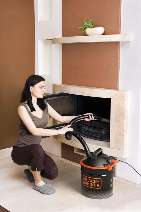 ODKURZACZ KOMINKOWY Black&Decker BXVC20TPE HiT