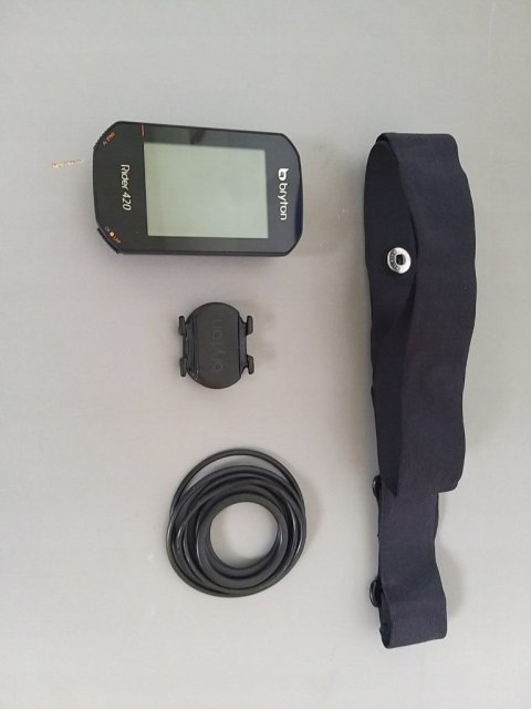 Licznik rowerowy bezprzewodowy BRYTON Rider 420T