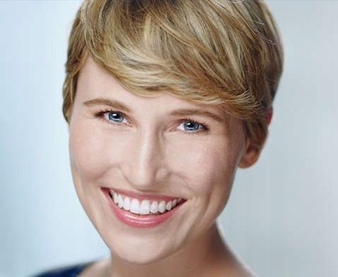 SZCZOTECZKA ELEKTRYCZNA ORAL-B GENIUS X 20000N HIT