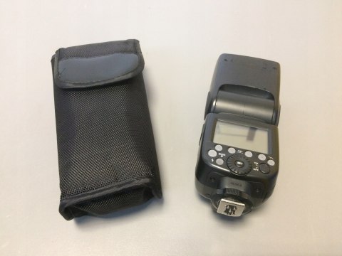 HIT! Lampa błyskowa z wyświetlaczem Godox TT685N